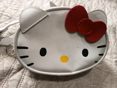 Cartera cruzada Hello Kitty blanca con lazo rojo - miniatura 1