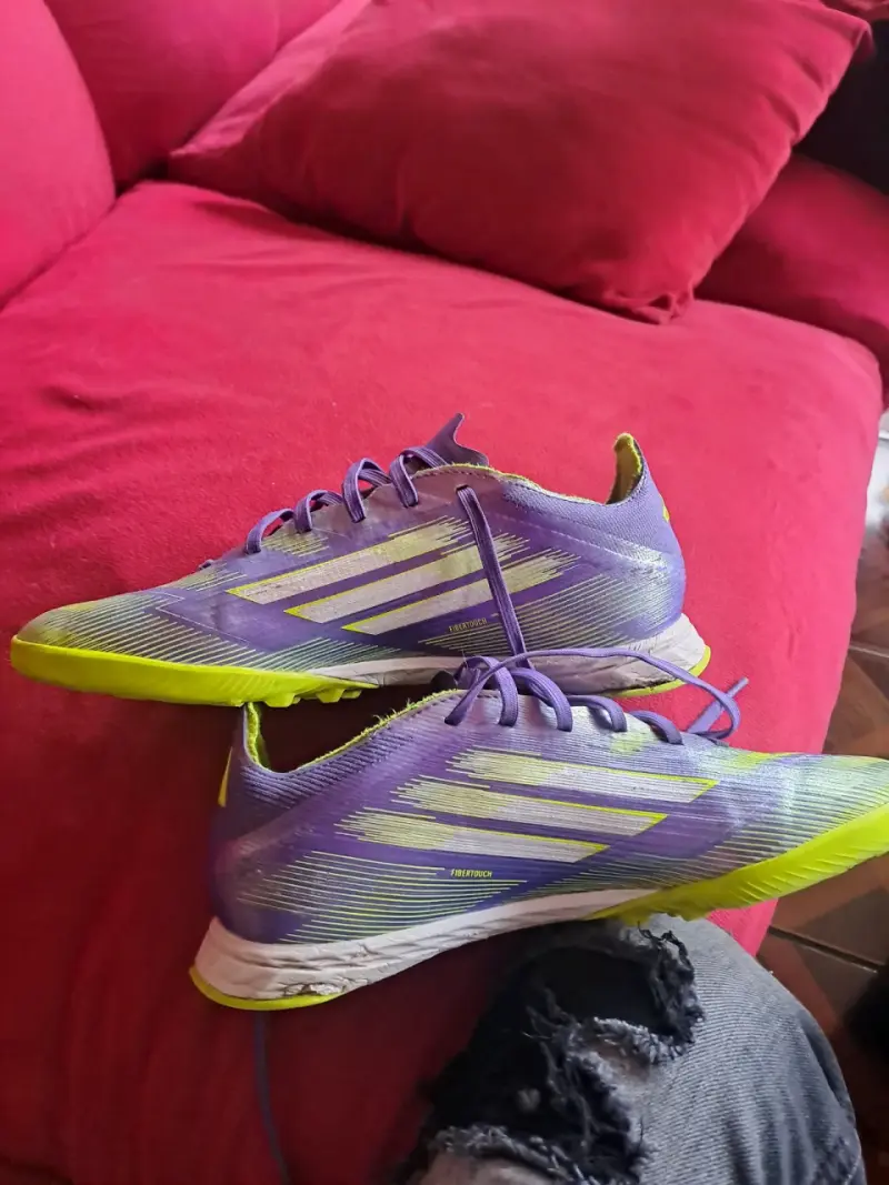Zapatillas Adidas F50 pro moradas y verde - 4