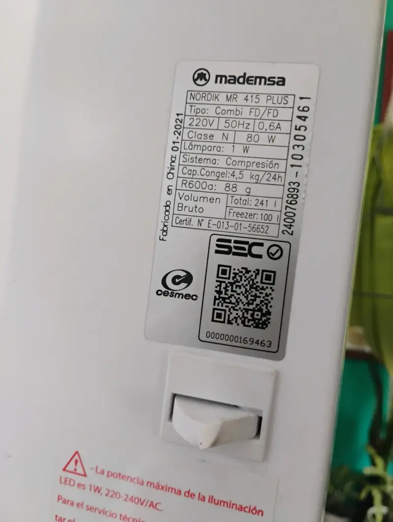 Refrigerador Mademsa de acero inoxidable - 6