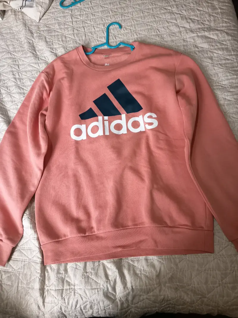 Polerón Adidas color damasco - 1