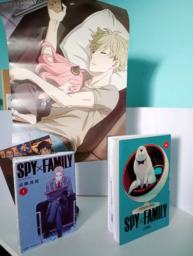 Pack de Manga y Póster Spy x Family - 3