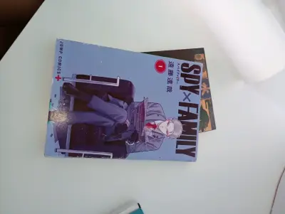 Pack de Manga y Póster Spy x Family - miniatura 4