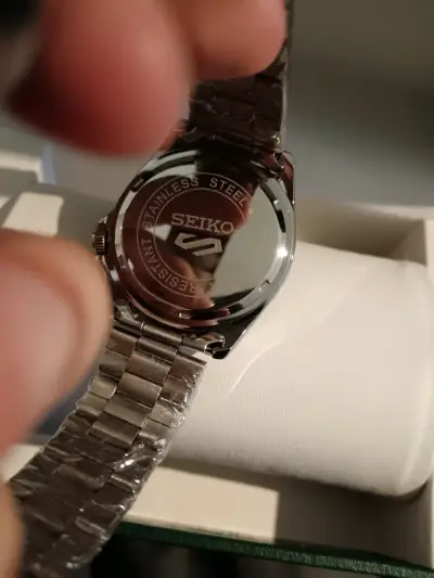 Reloj Seiko 5 negro - miniatura 3