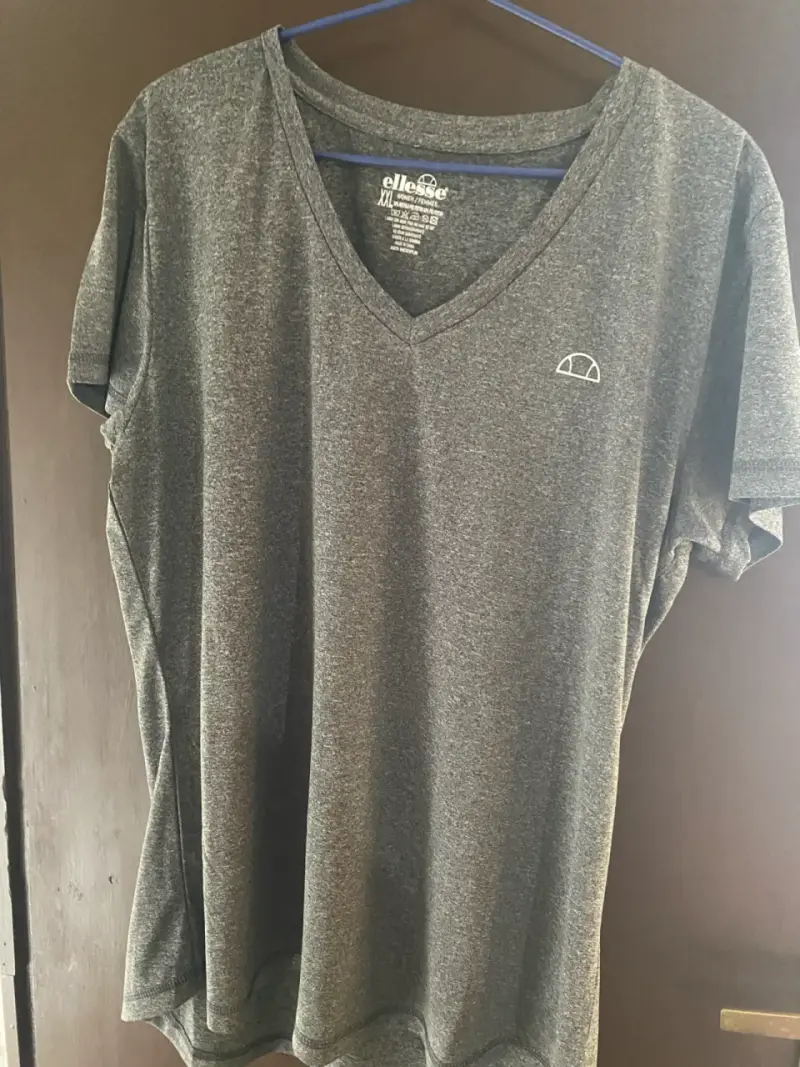 Polera Ellesse gris para mujer talla XXL - 3