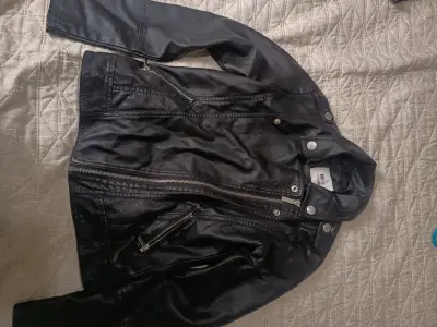 Chaqueta de cuero negra para niña - miniatura 1
