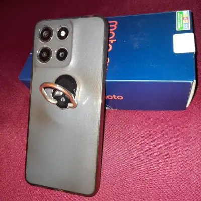 Smartphone Motorola Moto G15 con cámara de 50MP - miniatura 2