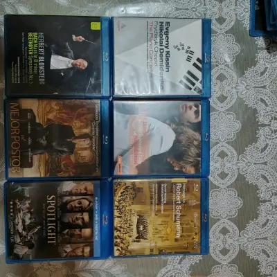 Colección de Blu-rays y DVDs de música clásica y películas - miniatura 2
