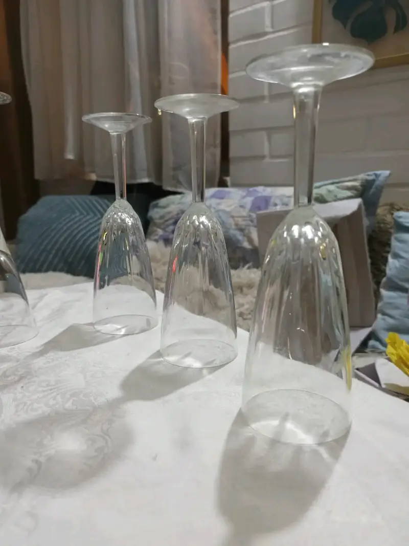 Set de Vasos y Copas de Vidrio - 2