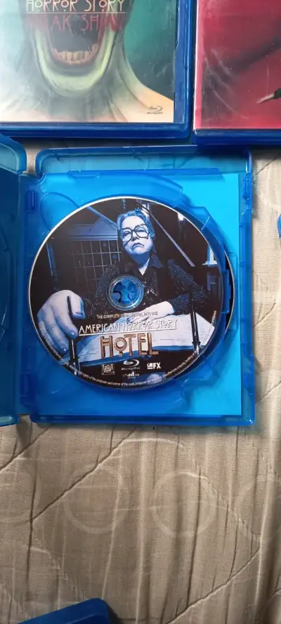 Colección Blu-ray American Horror Story Temporadas 1-6 - miniatura 2