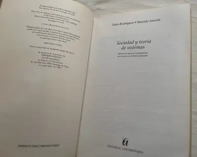 Libro Sociedad y Teoría de Sistemas - miniatura 4