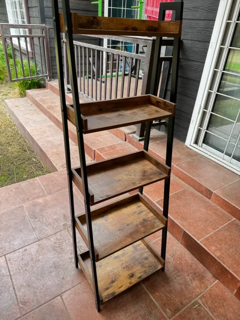 Estantería de Madera y Metal para Interiores
