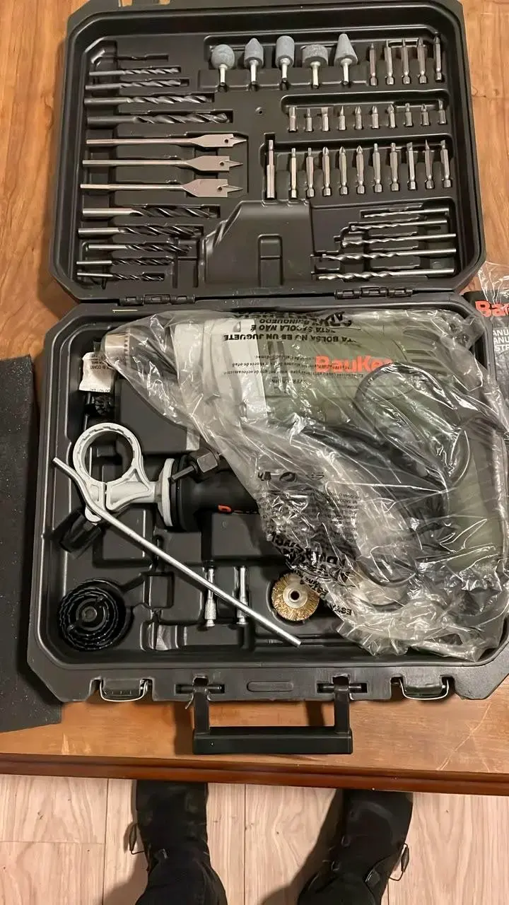 Kit Taladro Percutor Bauker 900W con Accesorios - 2