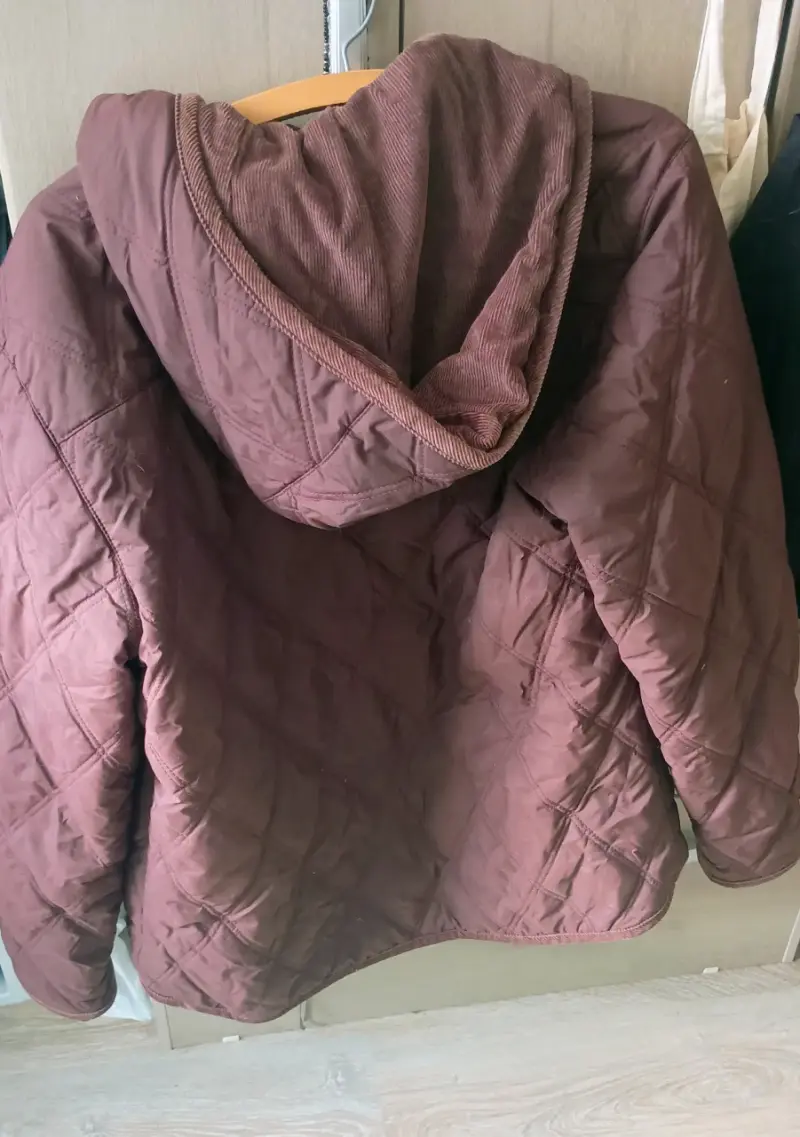 Chaqueta acolchada Carhartt con capucha - 3