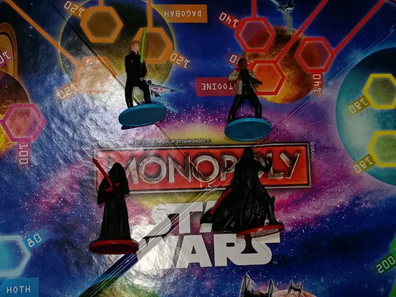 Juego de Mesa Monopoly Star Wars Edición Especial - 2