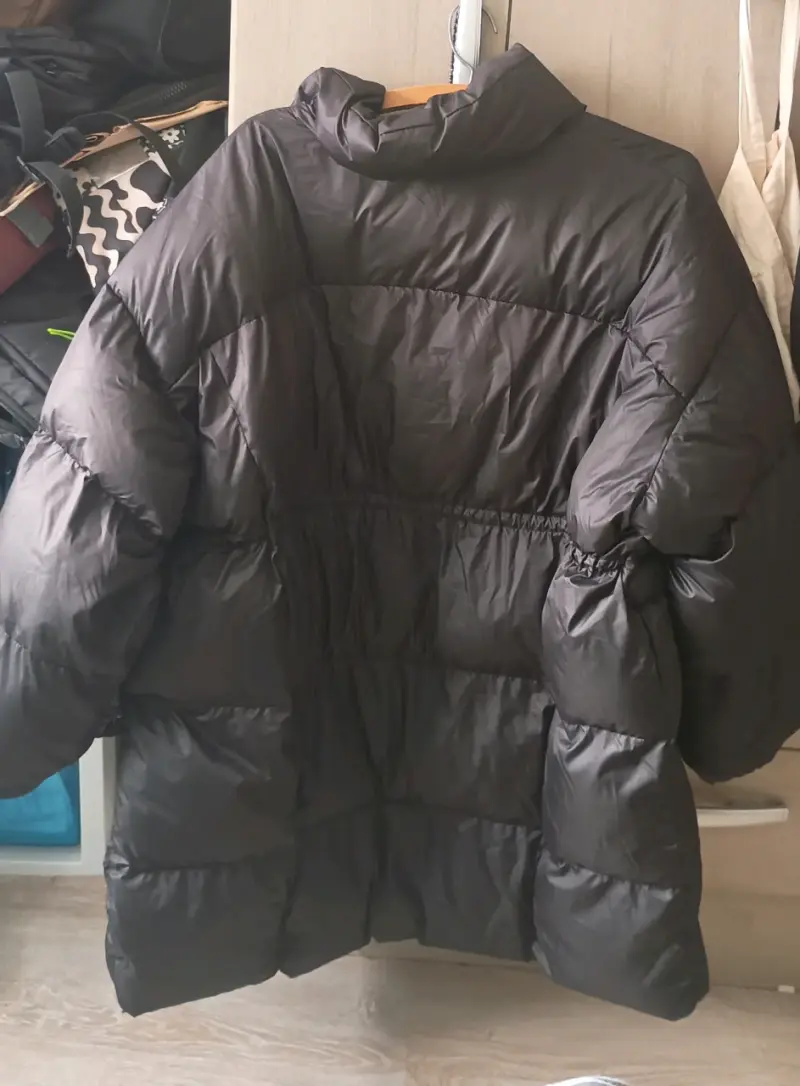 Chaqueta acolchada negra para invierno - 2