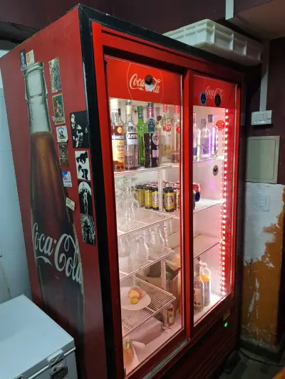 VISICOOLER COCA-COLA 2 PUERTAS – $330.000 - miniatura 3