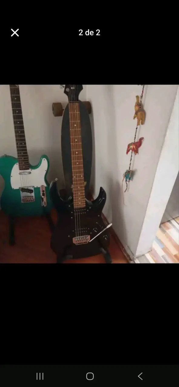 Guitarra strato Ibanez negra. - 2