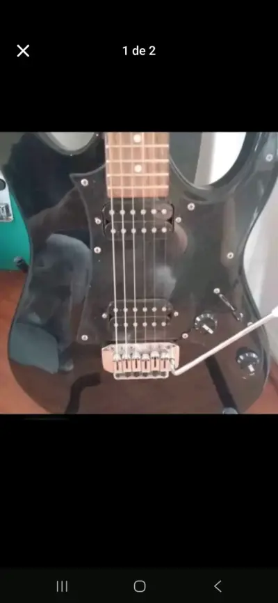 Guitarra strato Ibanez negra. - miniatura 3