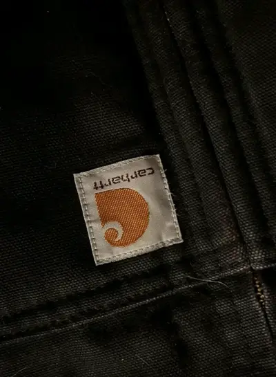 Chaqueta negra Carhartt para joven - miniatura 5
