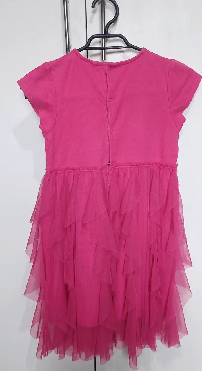 Vestido rosa para niña con diseño floral - 2
