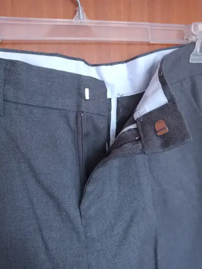 Pantalón de vestir gris - miniatura 3