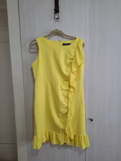 Vestido amarillo-Talla 44 - miniatura 2