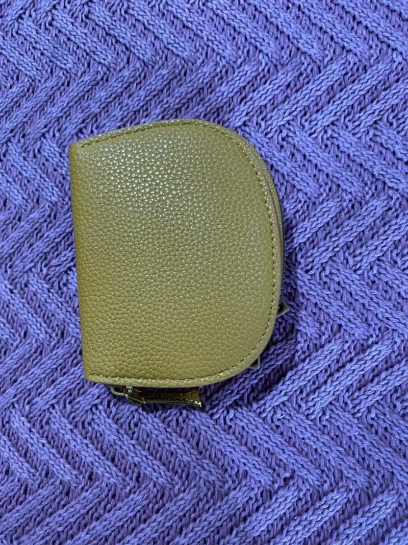 Tarjetero amarillo con diseño de gato - 2