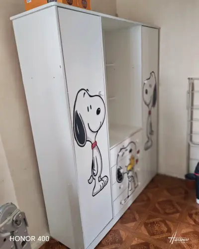 Ropero infantil blanco con diseño de Snoopy - miniatura 5