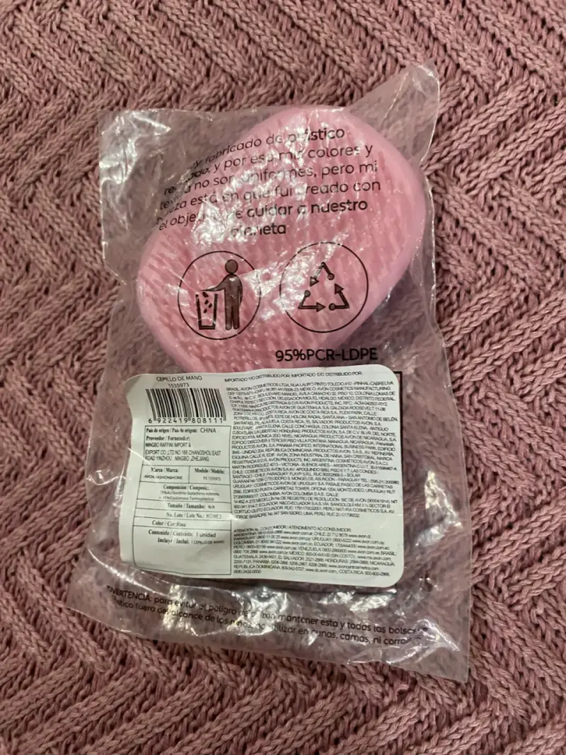 Cepillo de masaje capilar Avon rosa - 3