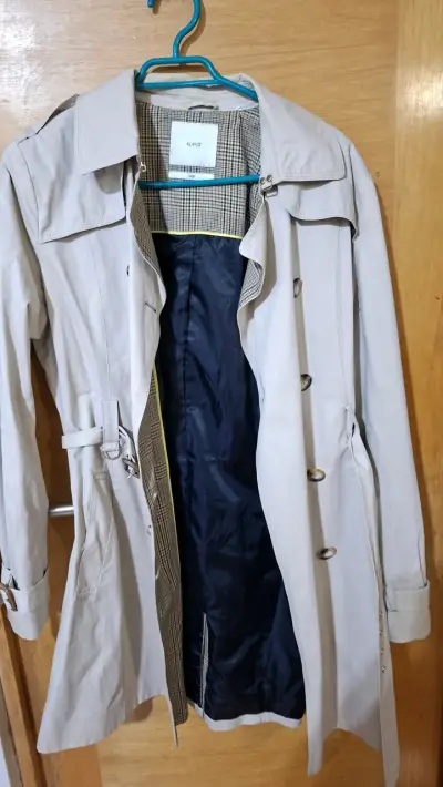 Abrigo trench beige Alaniz para mujer - miniatura 1
