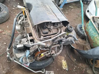 Motor usado Suzuki gran nómade en buen estado - miniatura 2