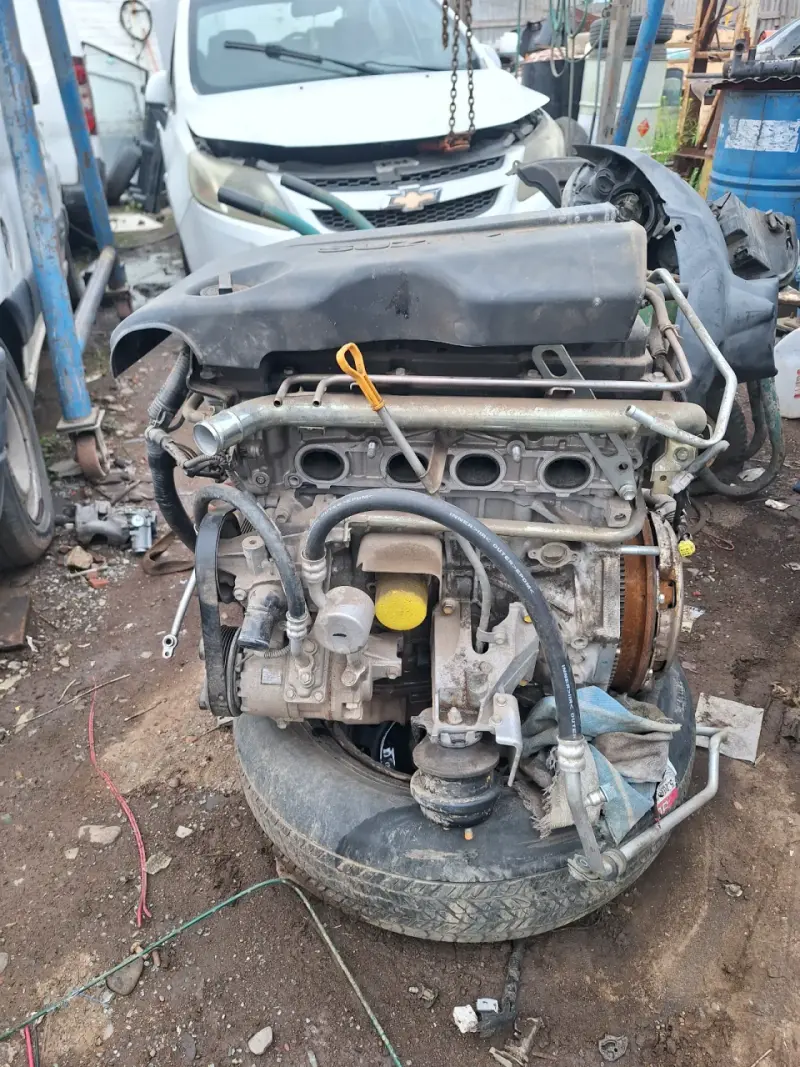 Motor usado Suzuki gran nómade en buen estado - 4