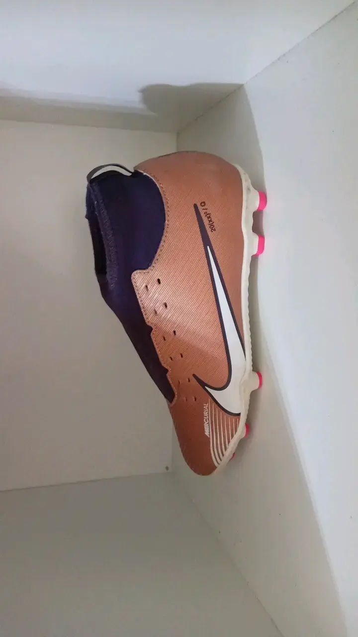Botines de fútbol Nike Mercurial bronce y azul - 1