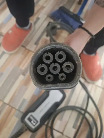 Cargador portátil para auto eléctrico Andeman - miniatura 2