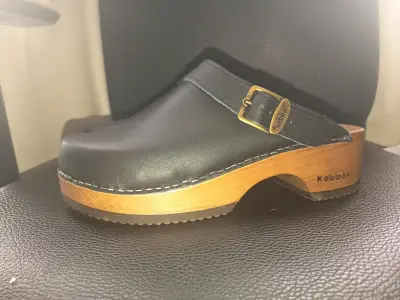 Zuecos de Cuero Negro Kebba - miniatura 3