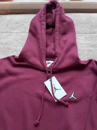 Polerón Nike Jordan burdeo - miniatura 1