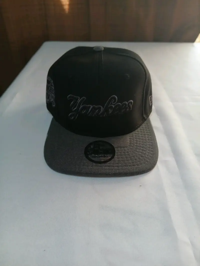 Gorra New Era Dodgers verde y beige - 3