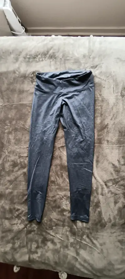 Leggings deportivos gris oscuro para mujer - miniatura 1