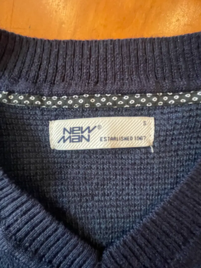 Suéter azul marino para hombre New Man