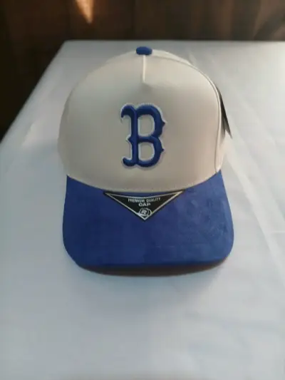 Gorra de béisbol premium con visera plana - miniatura 3