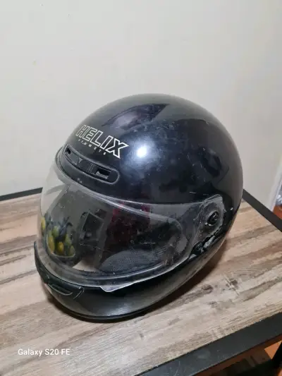 Casco de Moto Negro Helix con Visera - miniatura 1