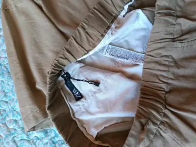 Conjunto de camisa y pantalón beige ZARA - miniatura 4