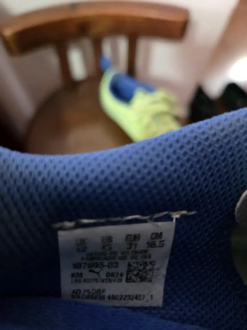 Zapatillas de fútbol Puma verdes para niños - 3