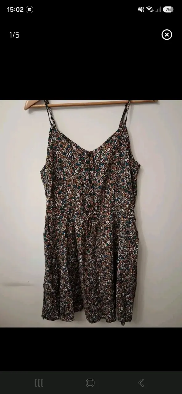 Polera larga, floral con tirantes ajustables