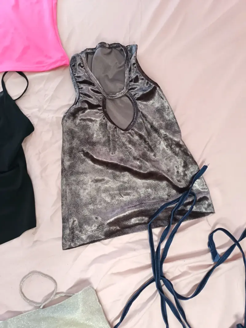 Conjunto de tops variados para mujer - 3