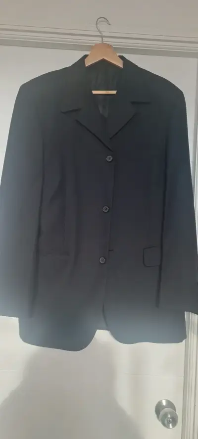 Traje formal negro Alaniz talla 48 - miniatura 1