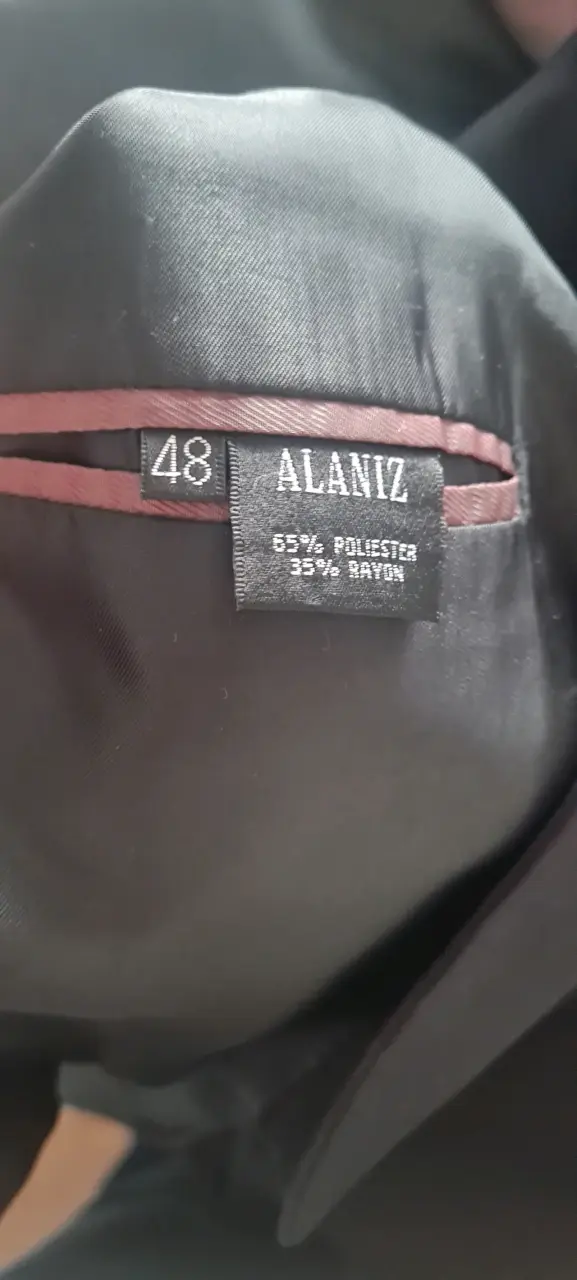 Traje formal negro Alaniz talla 48 - 4