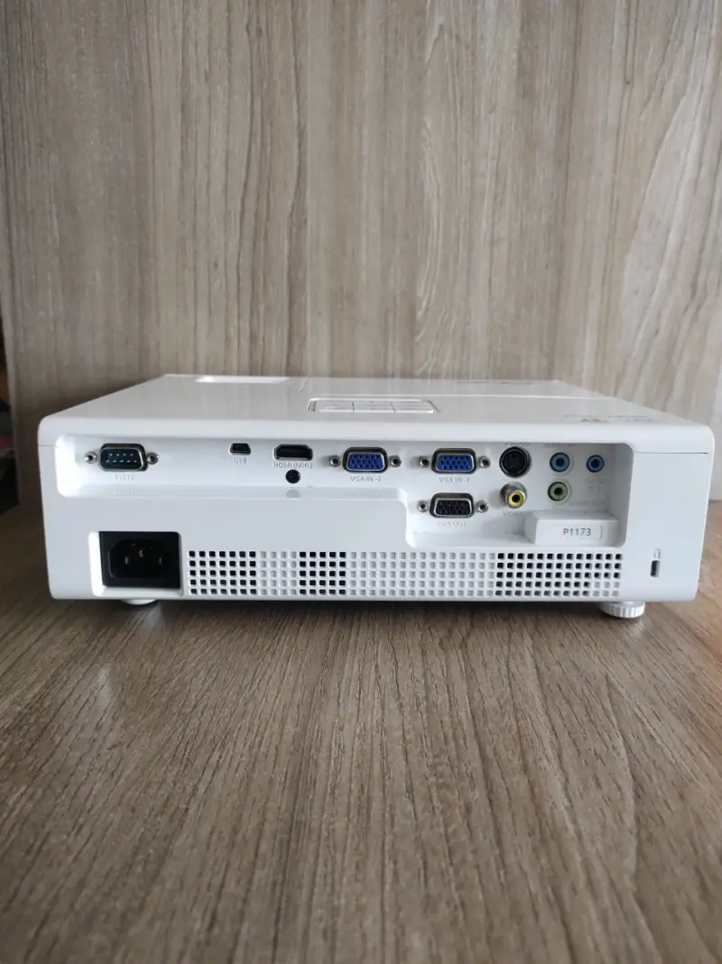 Proyector Acer P1173 DLP HDMI 3D Ready - 3