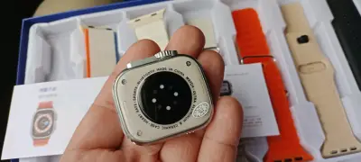 Smartwatch T24 Champion Edition con correas intercambiables - miniatura 5