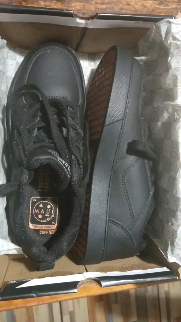 Zapatillas negras Maui & Sons para hombre - 1